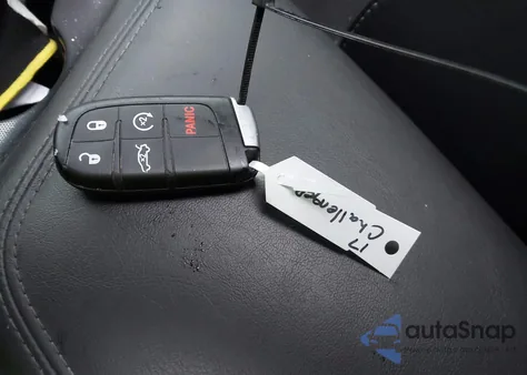 2017 Dodge Challenger R/T Scat Pack z USA, uszkodzony, nr VIN 2C3CDZFJ3HH518301